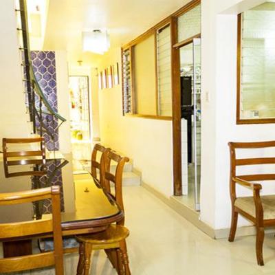 VENTA DE CASA DE 3 PISOS EN AV. ZARUMILLA